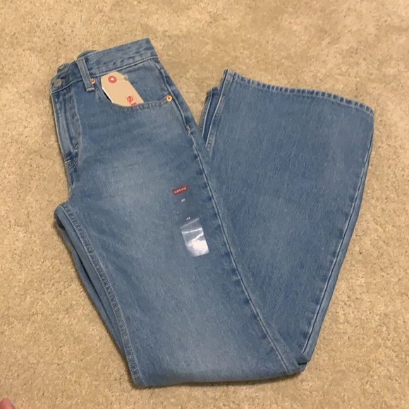 Levi’s Flare Jeans - Picture 3 of 4